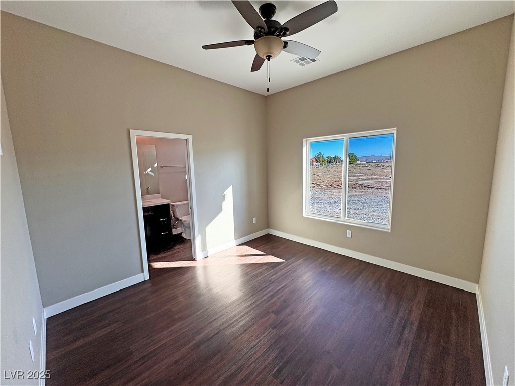 2801 West Wisteria Way