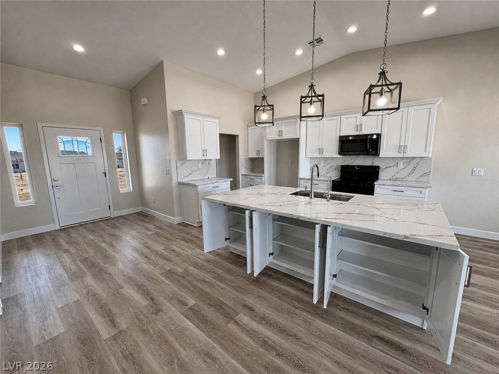 2950 Wisteria Way