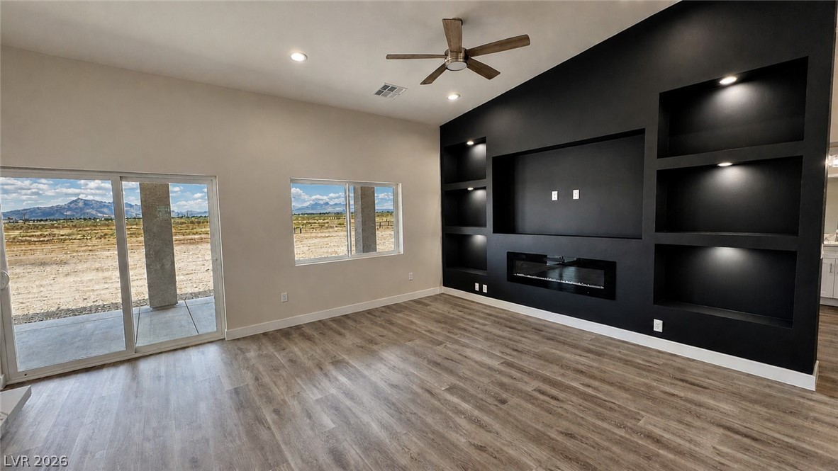 2950 Wisteria Way