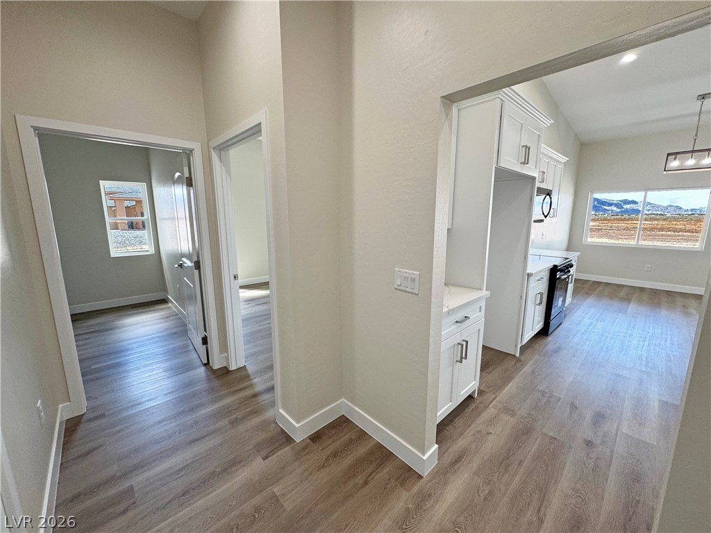 2950 Wisteria Way