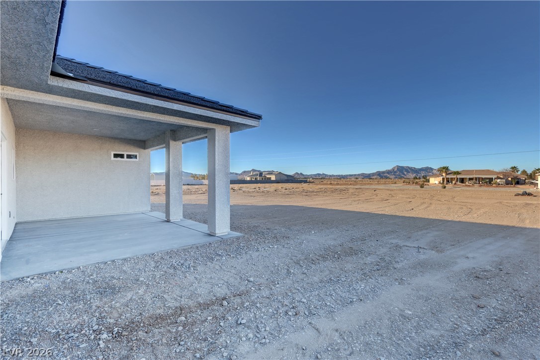 2111 West Carnation Way