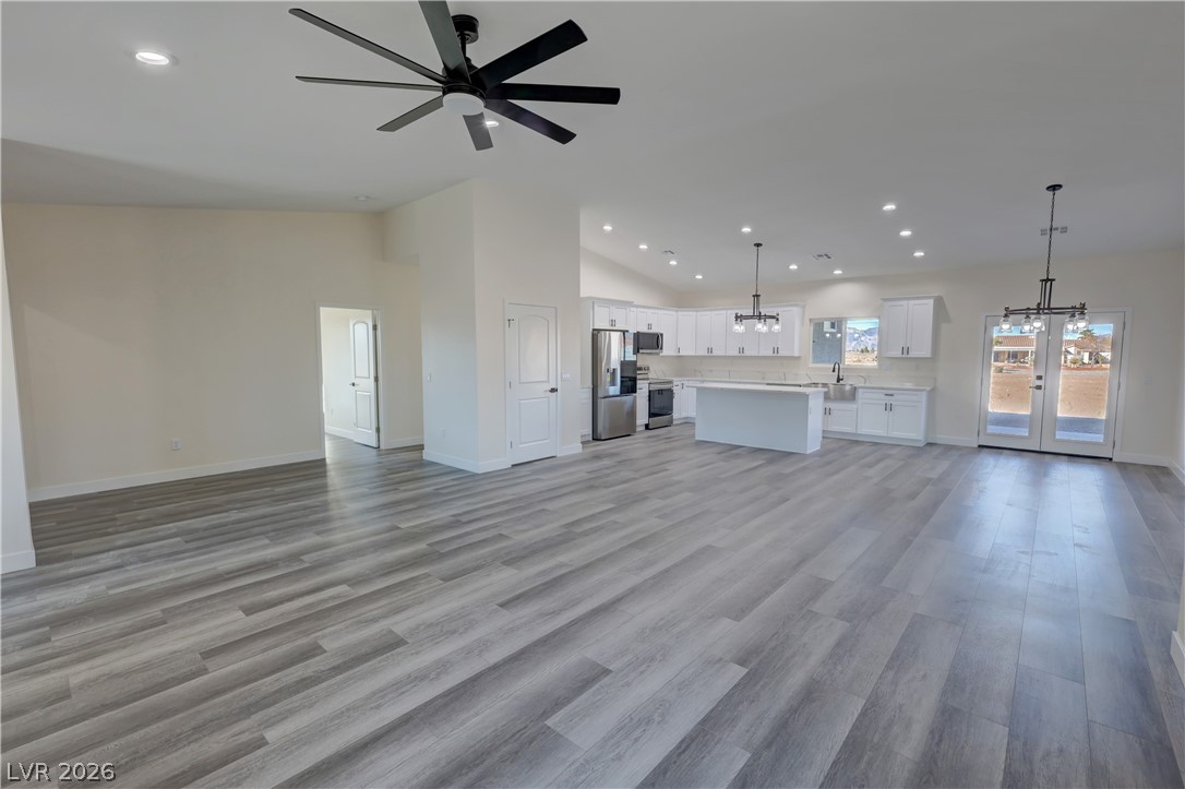 2111 West Carnation Way