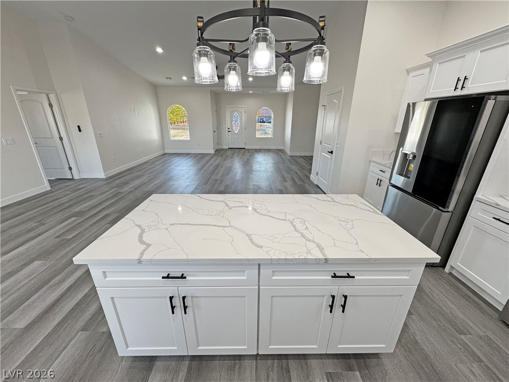 2111 West Carnation Way