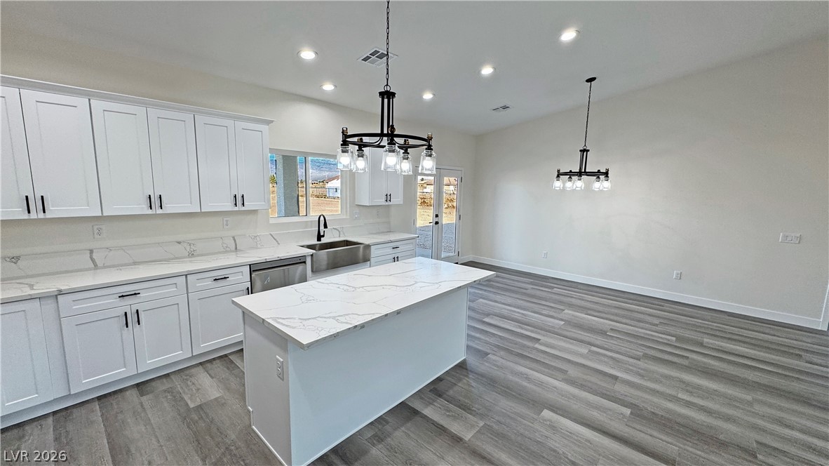 2111 West Carnation Way