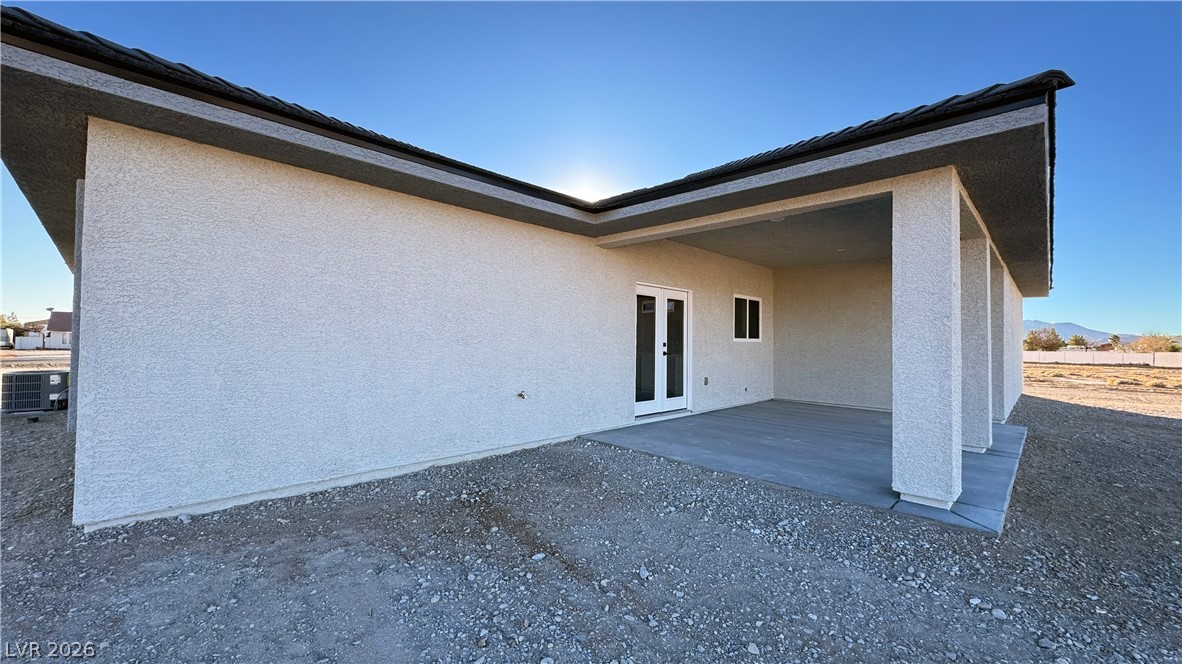 2111 West Carnation Way