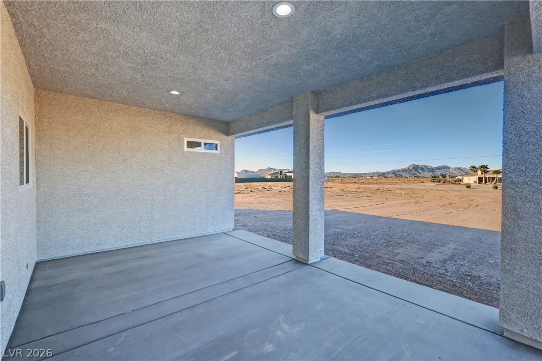 2111 West Carnation Way
