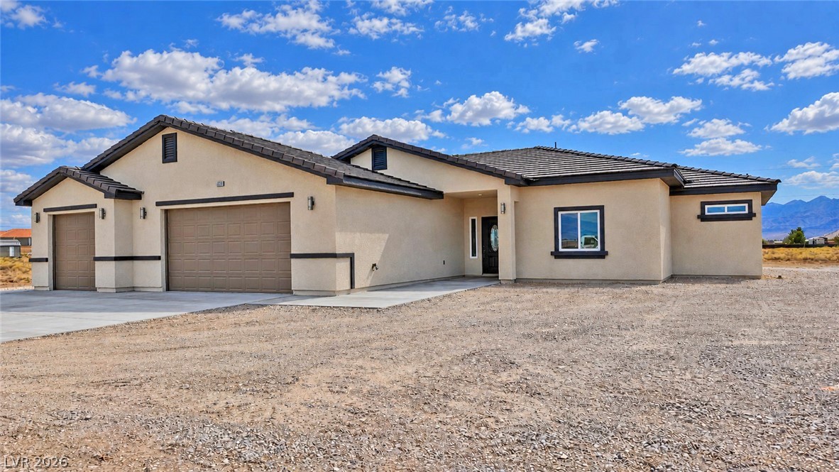 2641 West Carnation Way