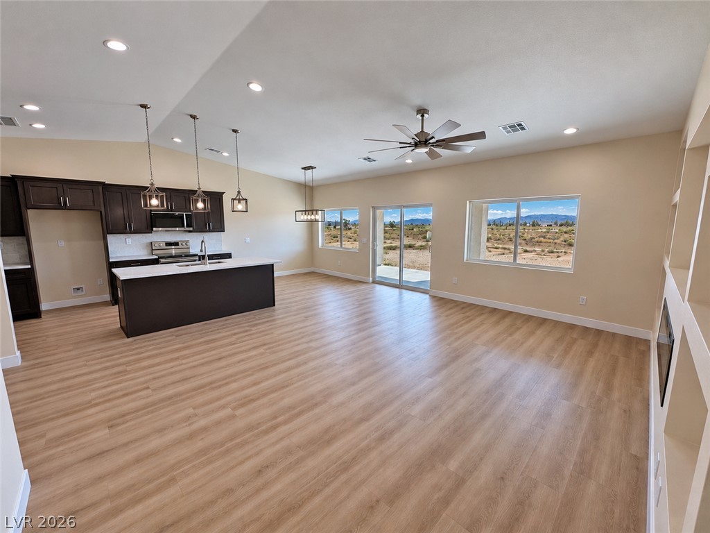 2641 West Carnation Way