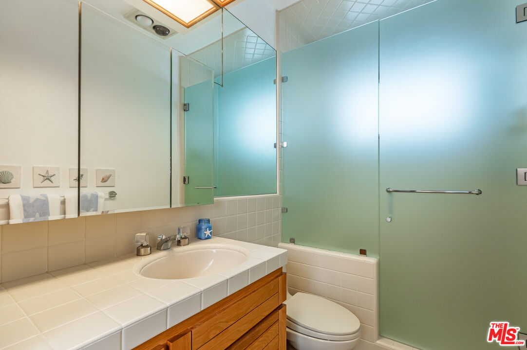 22664 PACIFIC COAST HWY Unit: 4