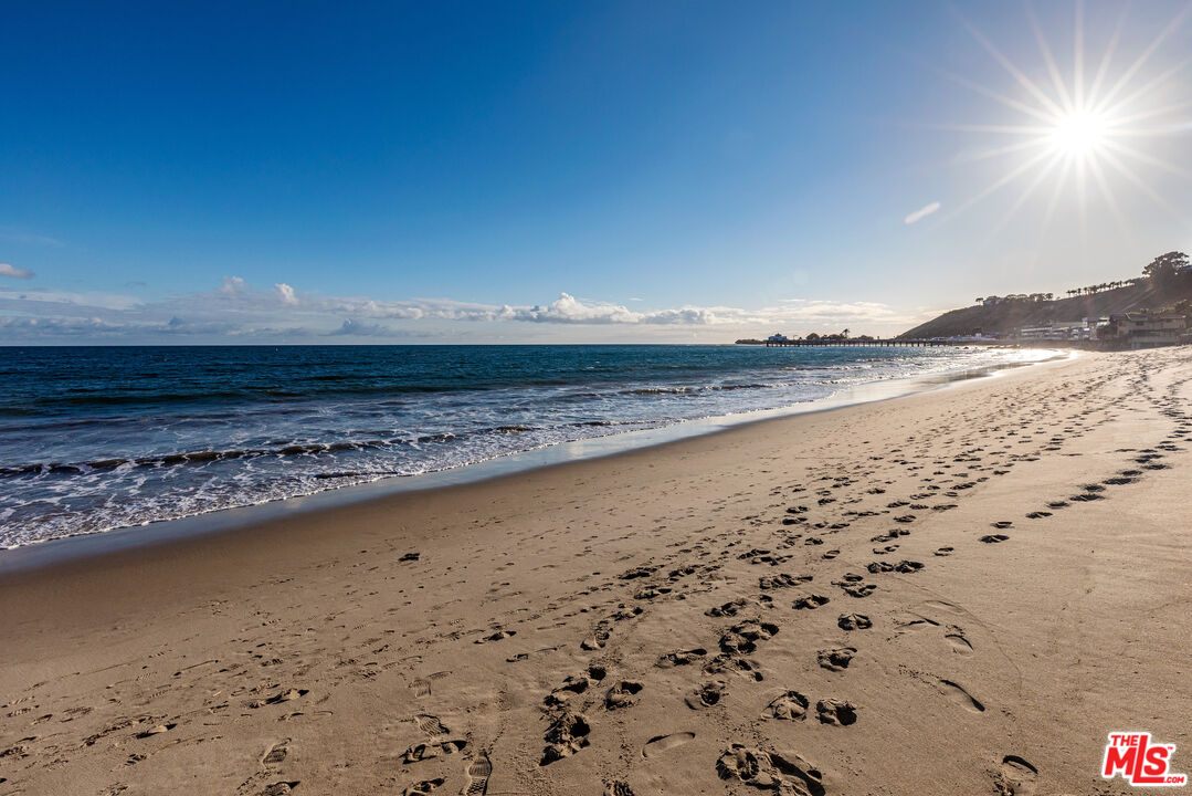 22664 PACIFIC COAST HWY Unit: 4