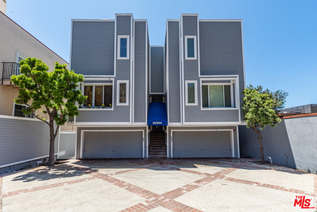 22664 PACIFIC COAST HWY Unit: 4