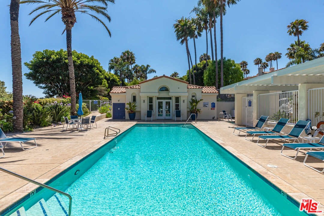 6485 Zuma View Pl Unit: 102