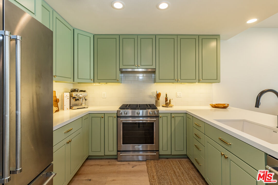 6485 Zuma View Pl Unit: 102