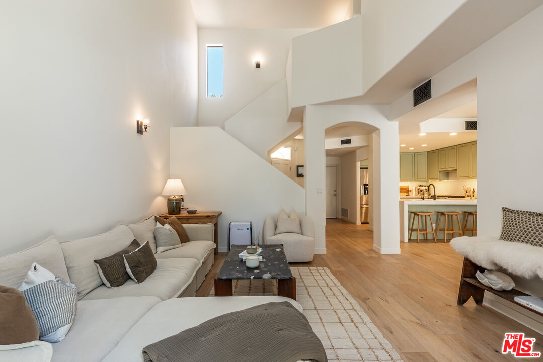 6485 Zuma View Pl Unit: 102