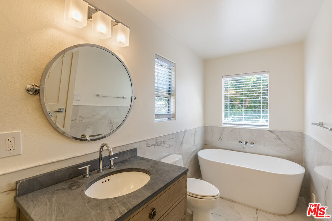 6485 Zuma View Pl Unit: 102