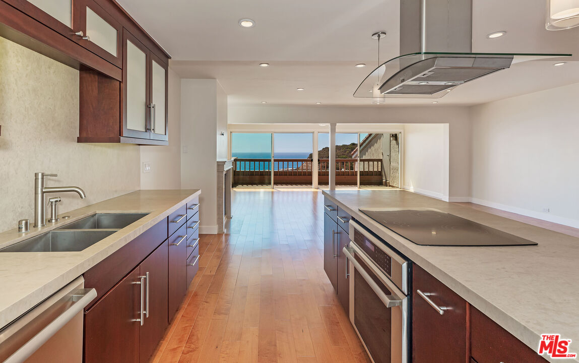 23914 De Ville Way Unit: D