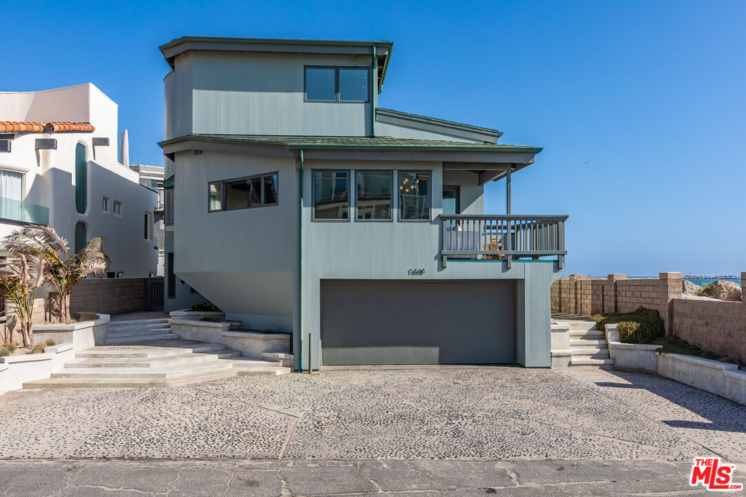 1448 Nathan Ln