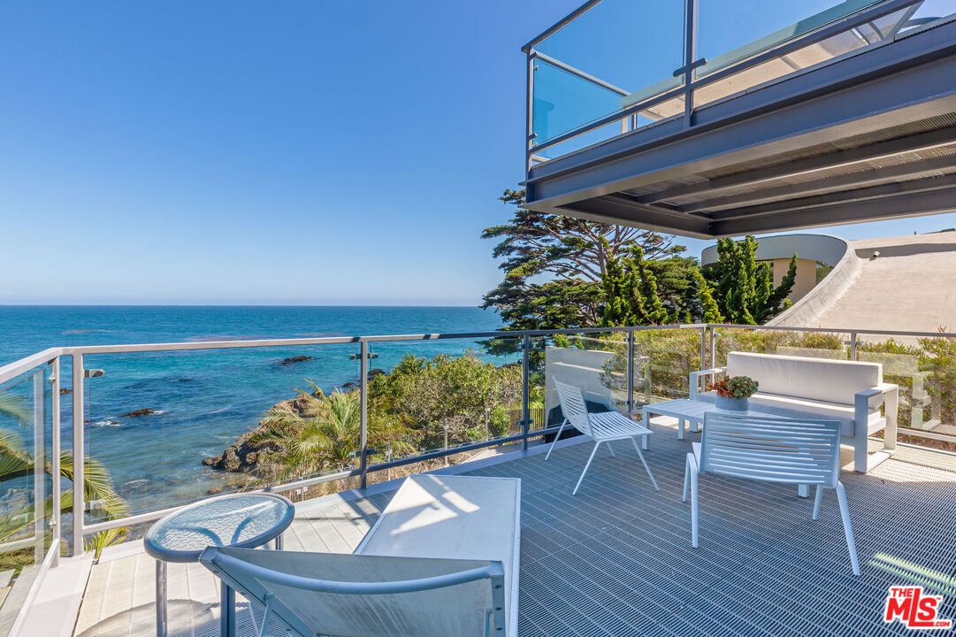 6525 Point Lechuza Dr