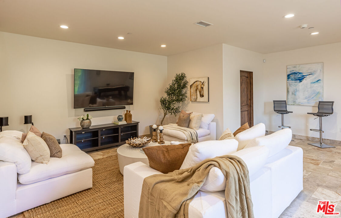 4800 Latigo Canyon Rd