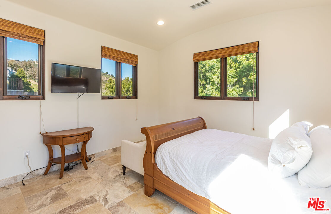 4800 Latigo Canyon Rd