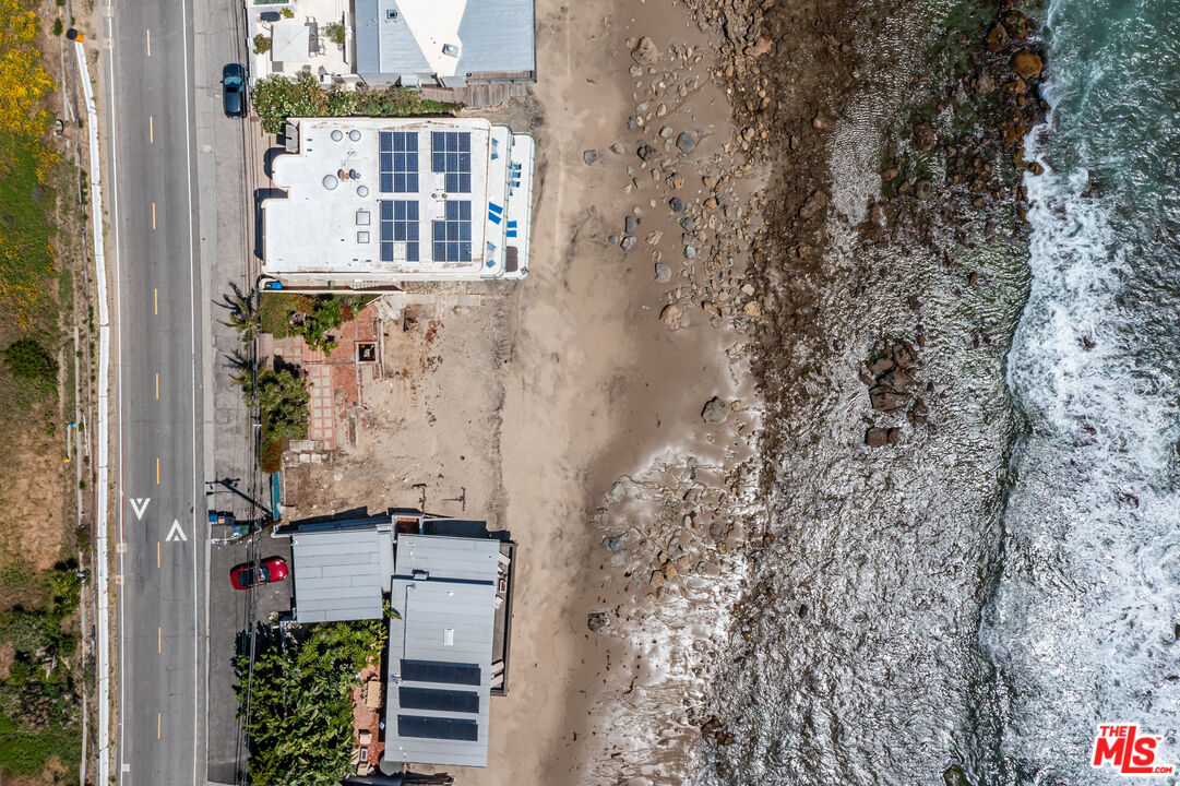 24236 Malibu Rd