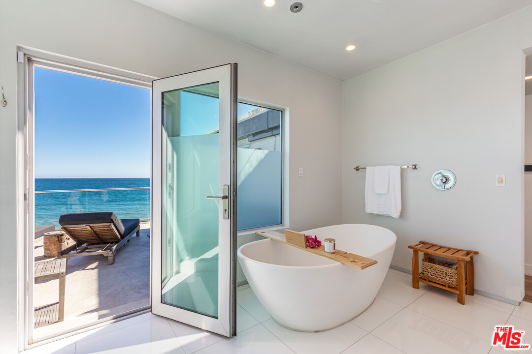 26050 Pacific Coast Hwy