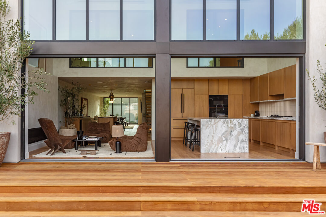 23505 Malibu Colony Rd