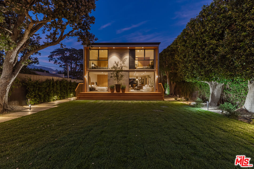 23505 Malibu Colony Rd