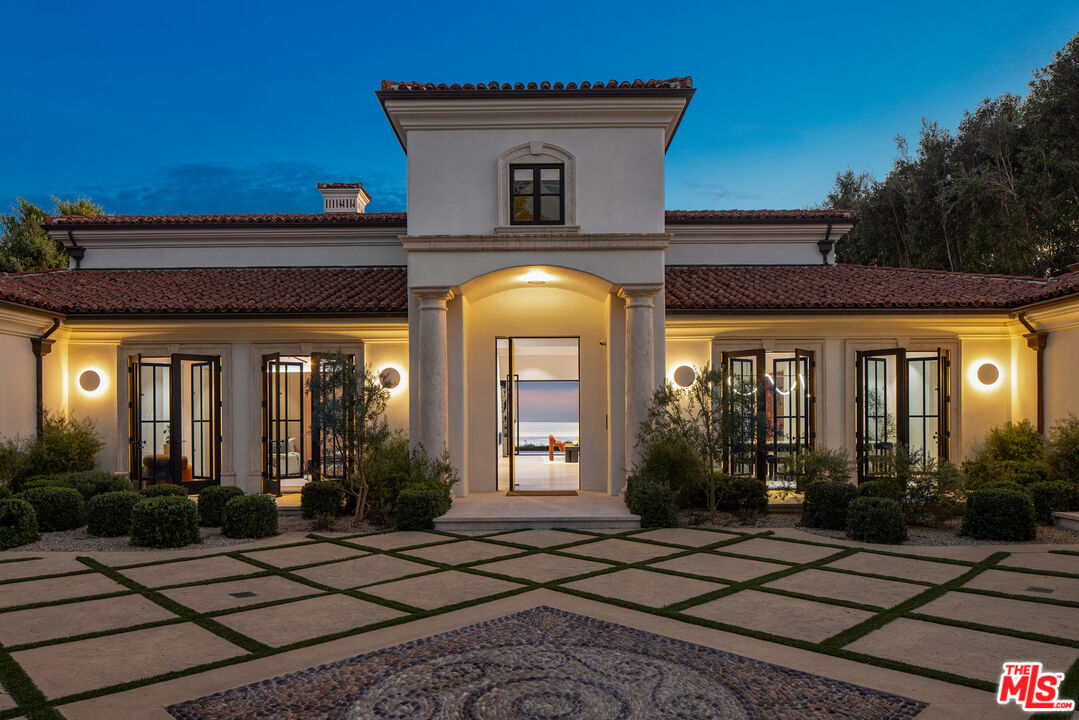 24824 Pacific Coast Hwy