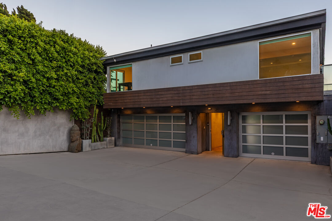 26050 Pacific Coast Hwy