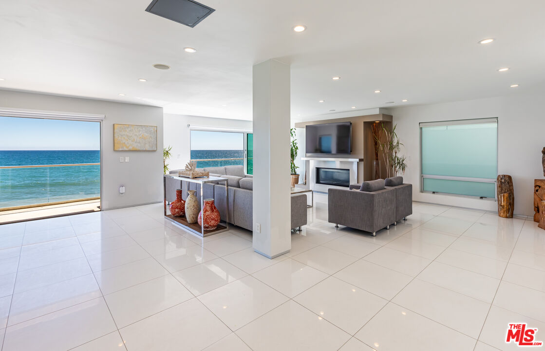 26050 Pacific Coast Hwy