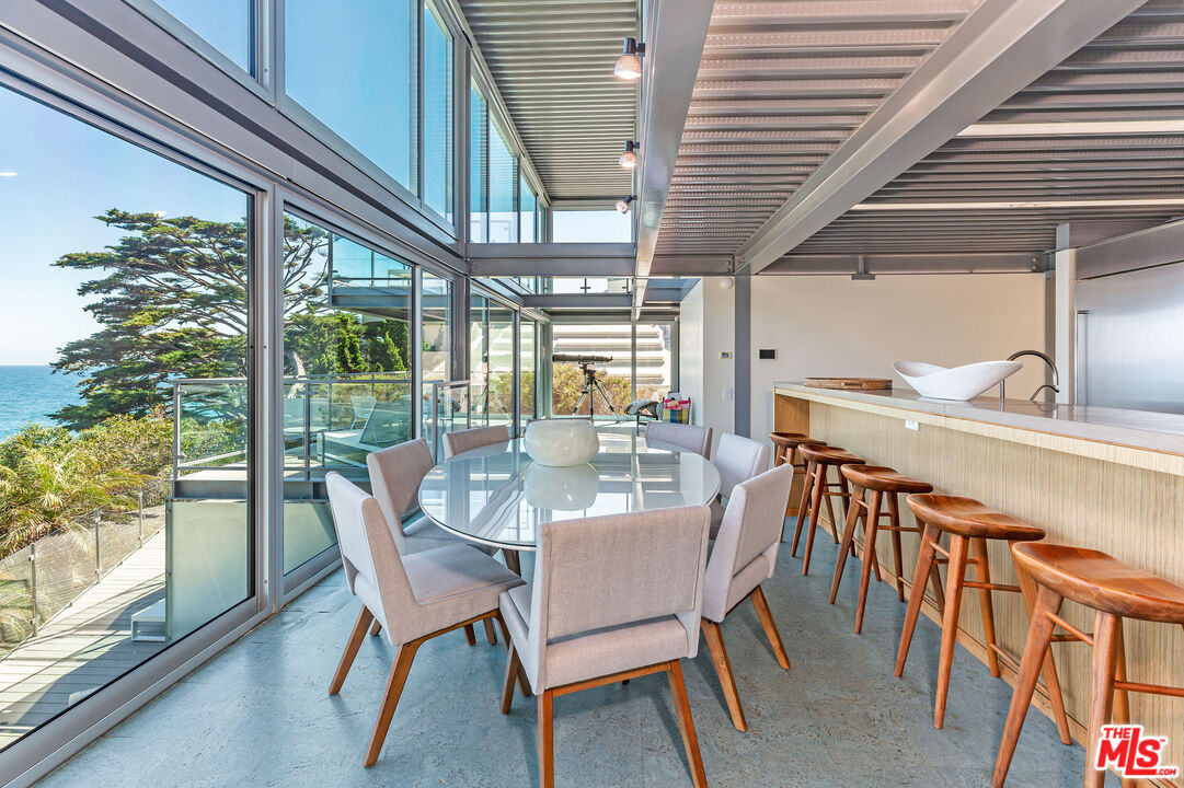 6525 Point Lechuza Dr