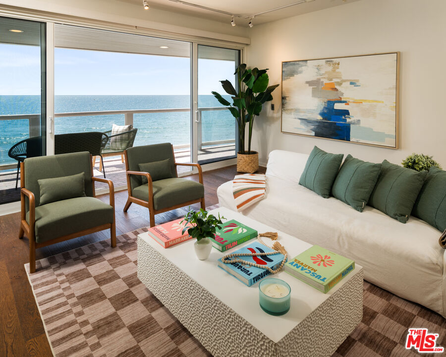 22664 Pacific Coast Hwy Unit: 2