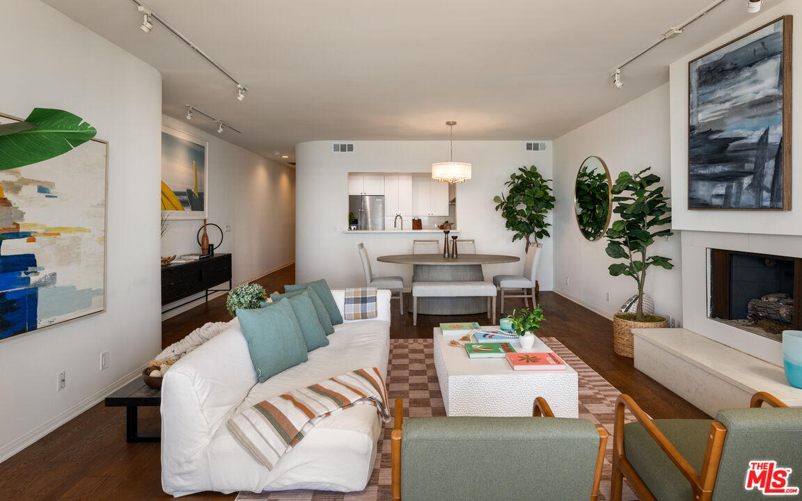 22664 Pacific Coast Hwy Unit: 2