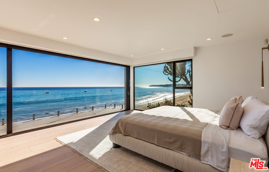 27308 Pacific Coast Hwy