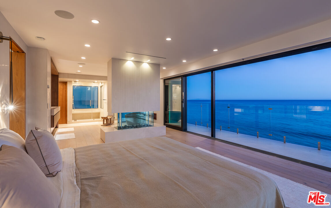 27308 Pacific Coast Hwy
