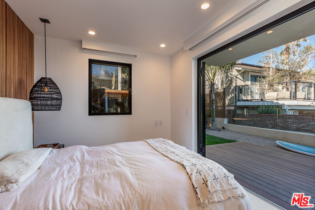 27308 Pacific Coast Hwy