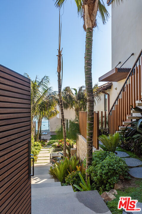 27308 Pacific Coast Hwy