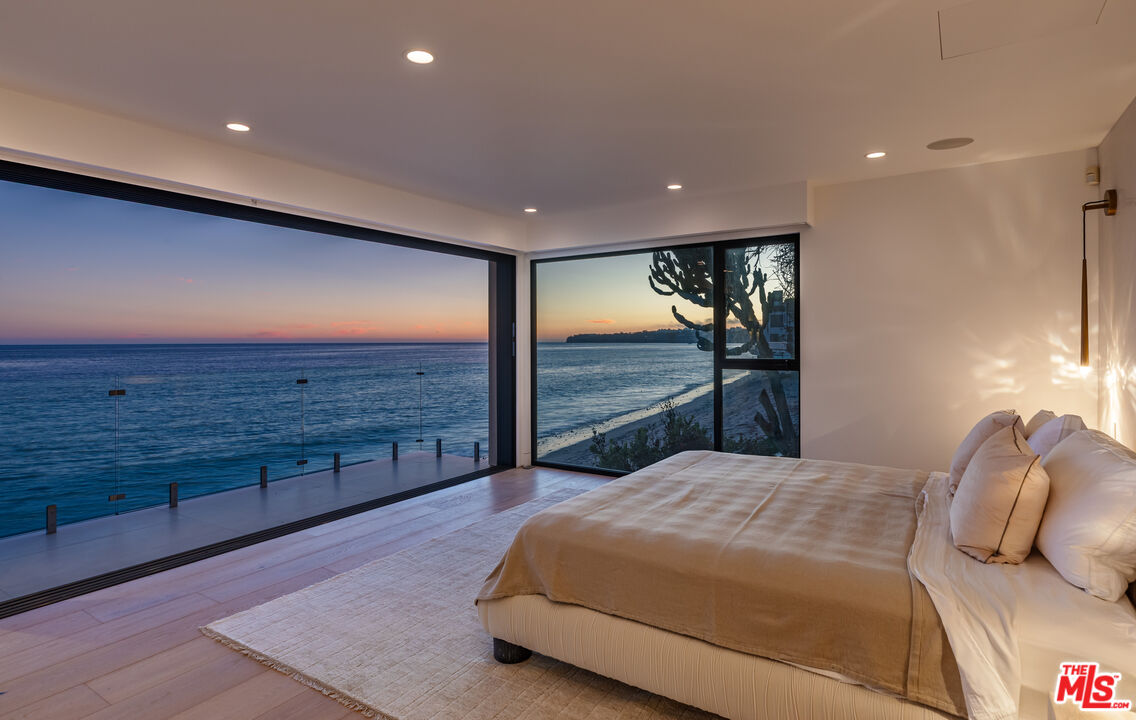 27308 Pacific Coast Hwy