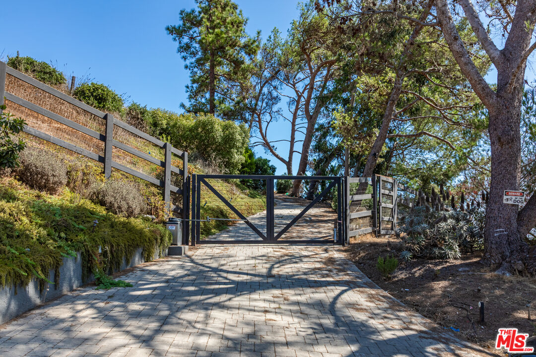 22105 Carbon Mesa Rd