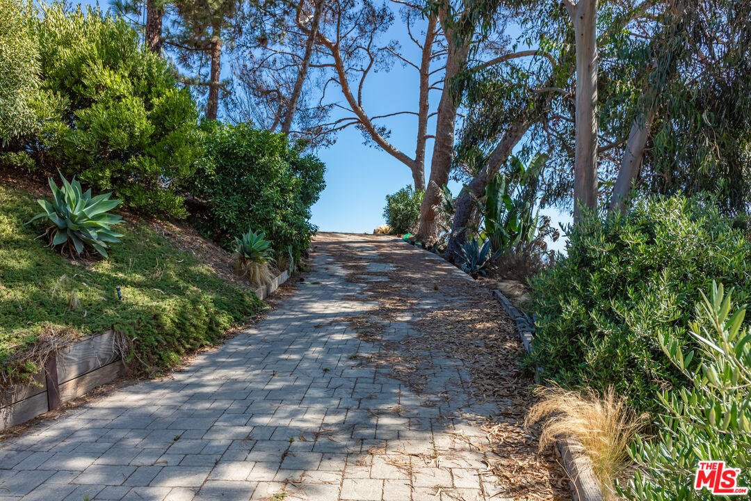 22105 Carbon Mesa Rd