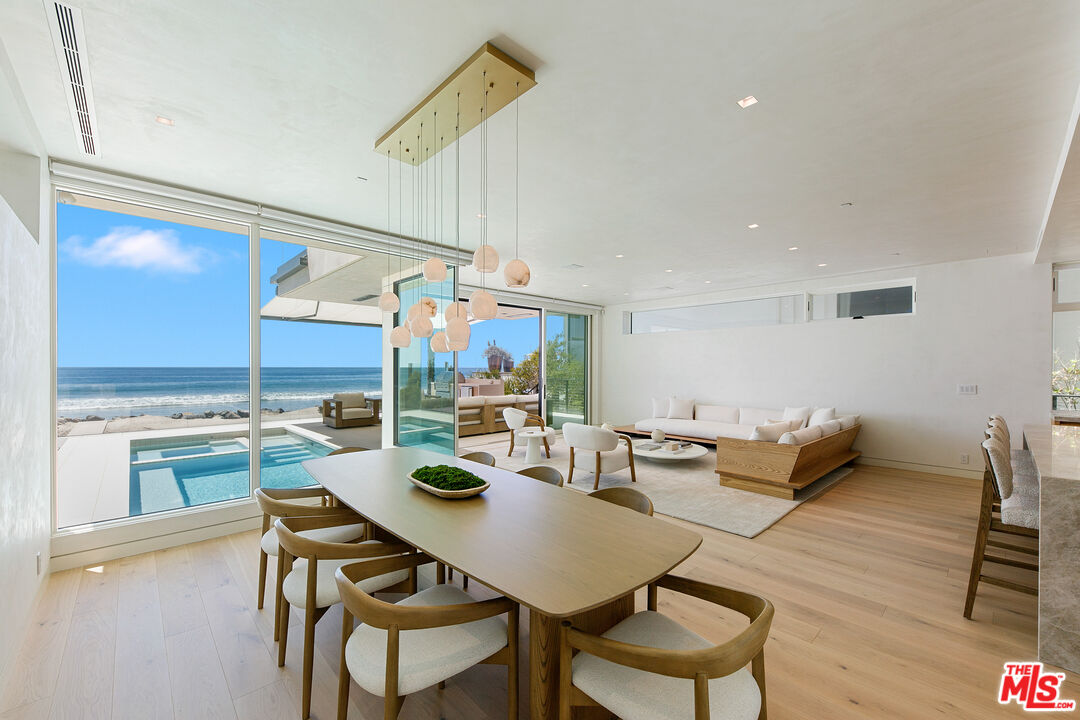 31224 Broad Beach Rd