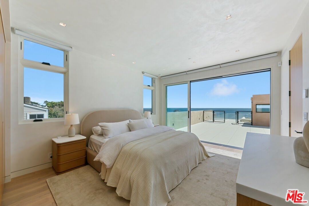 31224 Broad Beach Rd