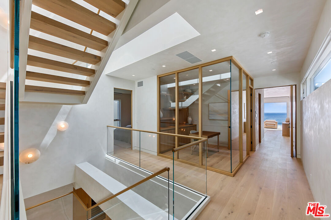 31224 Broad Beach Rd
