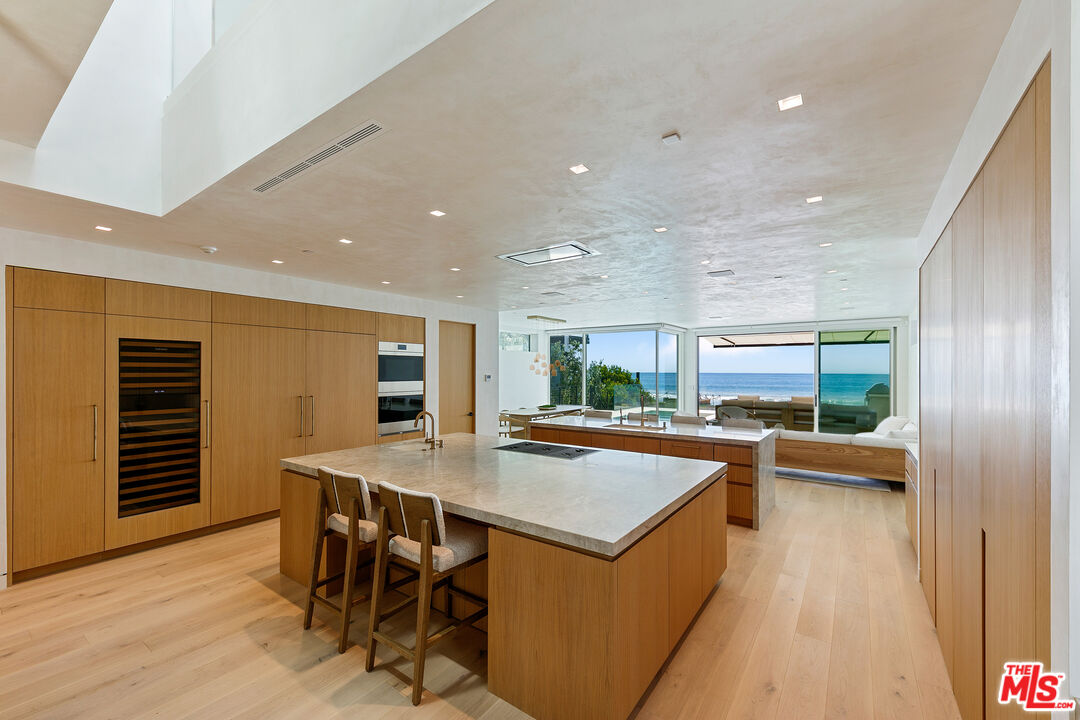 31224 Broad Beach Rd
