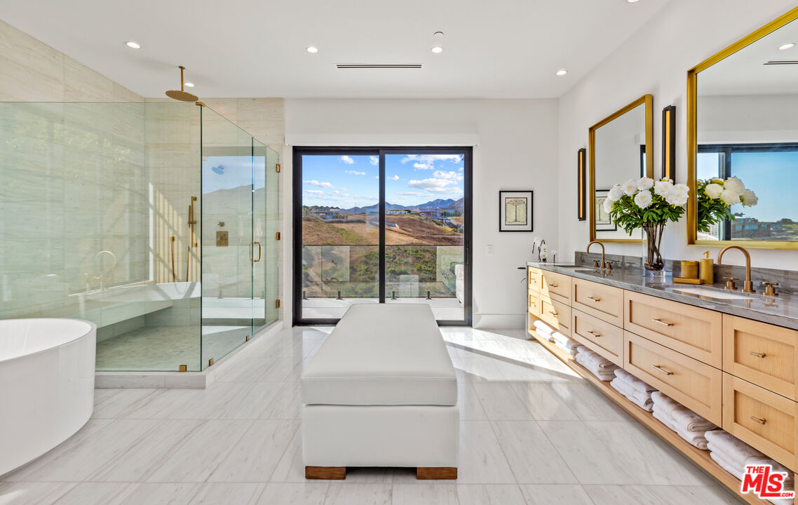 6251 Ramirez Mesa Dr