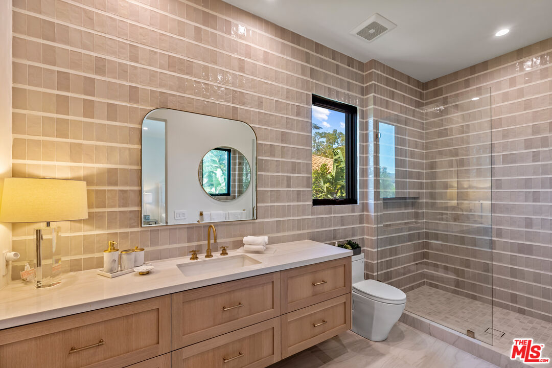 6251 Ramirez Mesa Dr