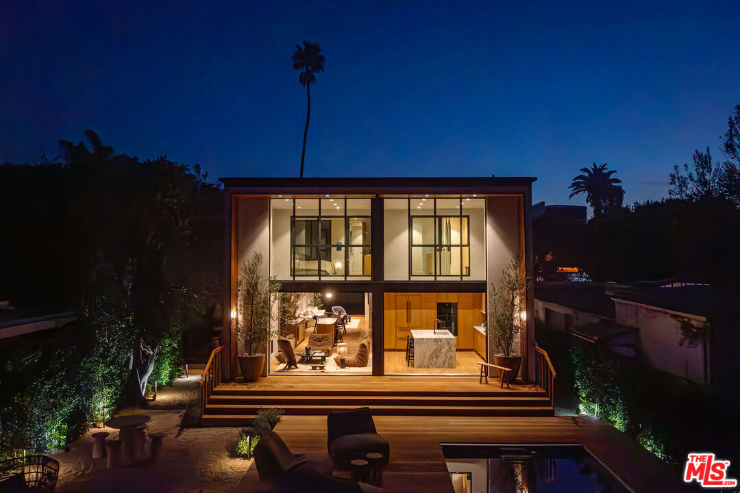 23505 Malibu Colony Rd