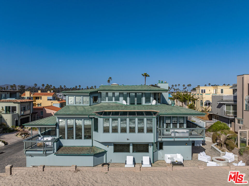 1448 Nathan Ln