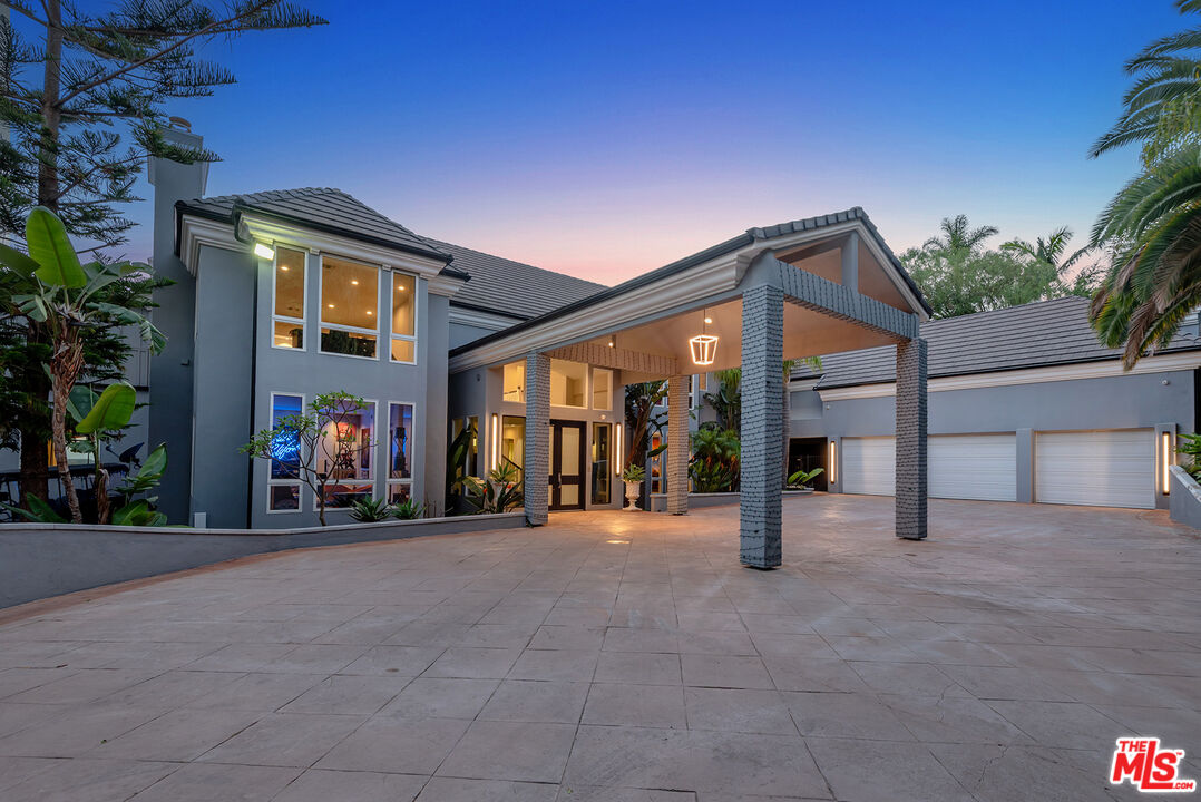 27551 Pacific Coast Hwy